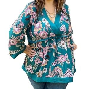🆑️ Maurices Teal and Pink Floral Bell Sleeve Blouse Size XL - NWT